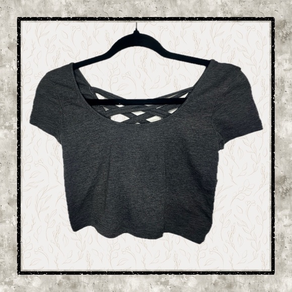 Wet Seal Criss Cross Back Crop Top Small | 2010s Soft Grunge Basic - Picture 3 of 5